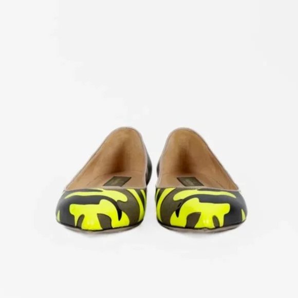 Valentino Neon Camo Flats - Picture 3 of 12